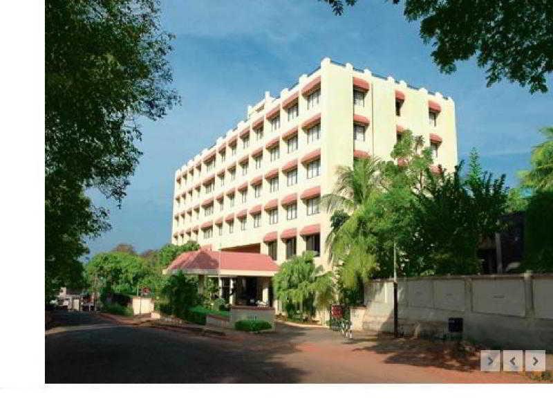 Vivanta Mangalore Oldport Road - Formerly Known As Taj Manjarun Exterior photo